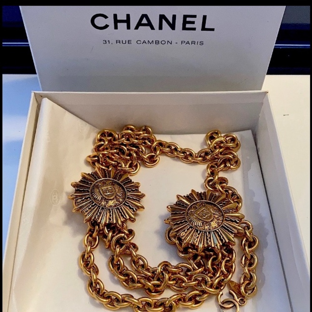 Auth Chanel 18KT Gold Plated Vintage Belt/Necklace